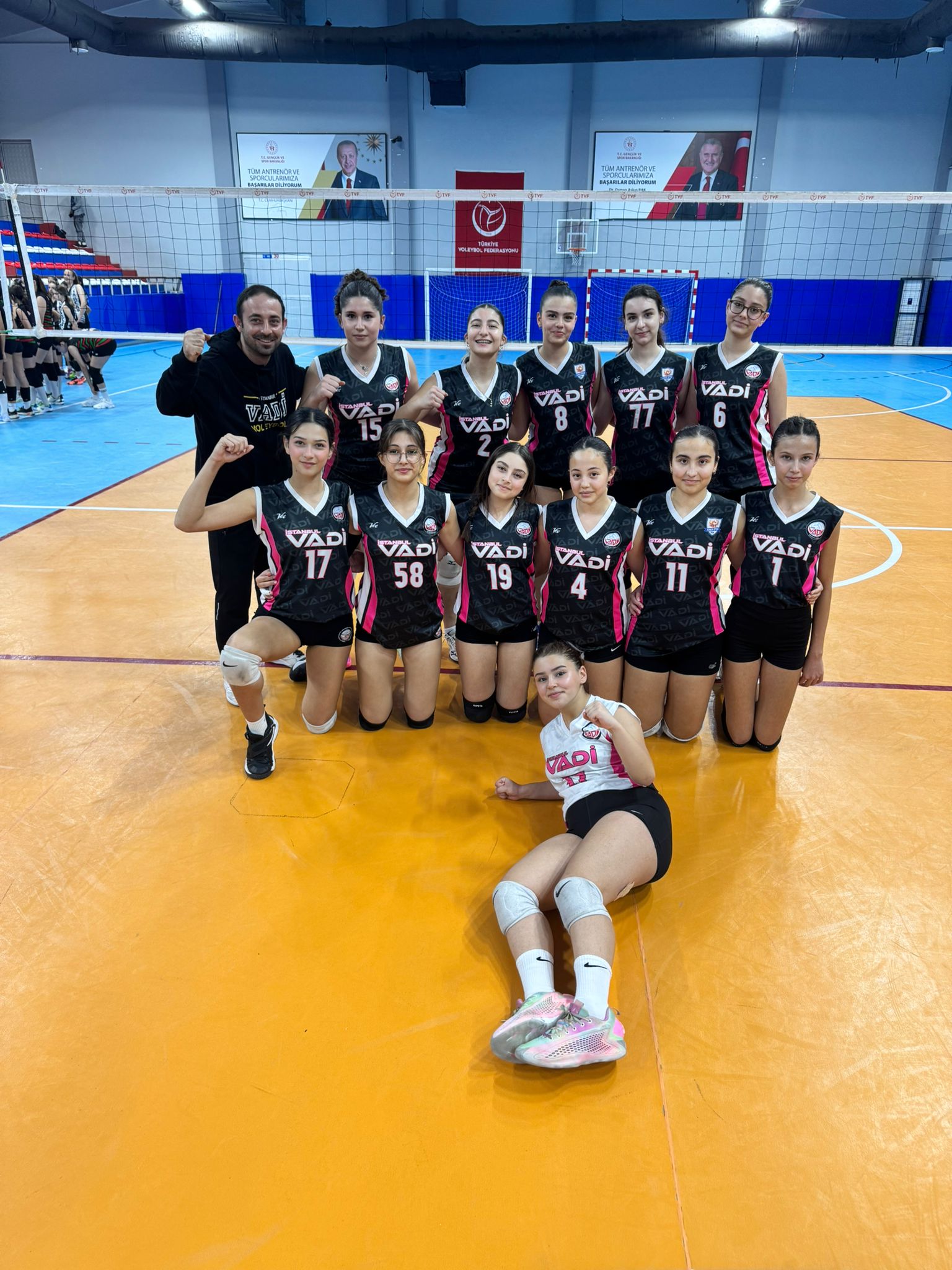 Vadi Voleybol Küçükler Takımı