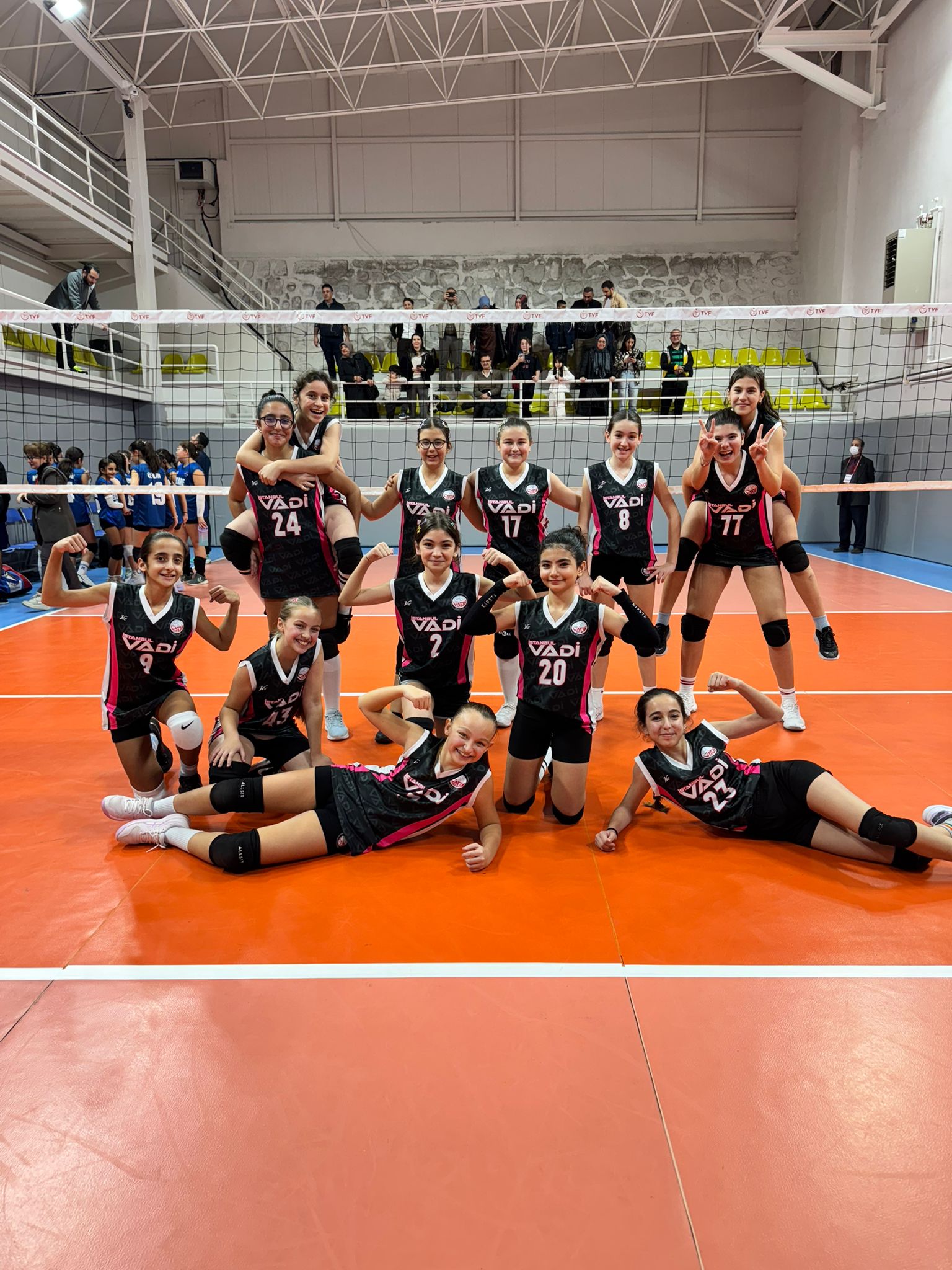 Vadi Voleybol Minikler Takımı